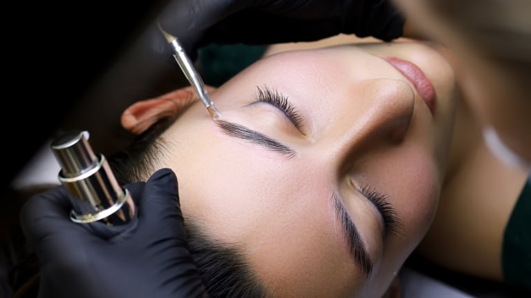 Brow Lamination Treatment